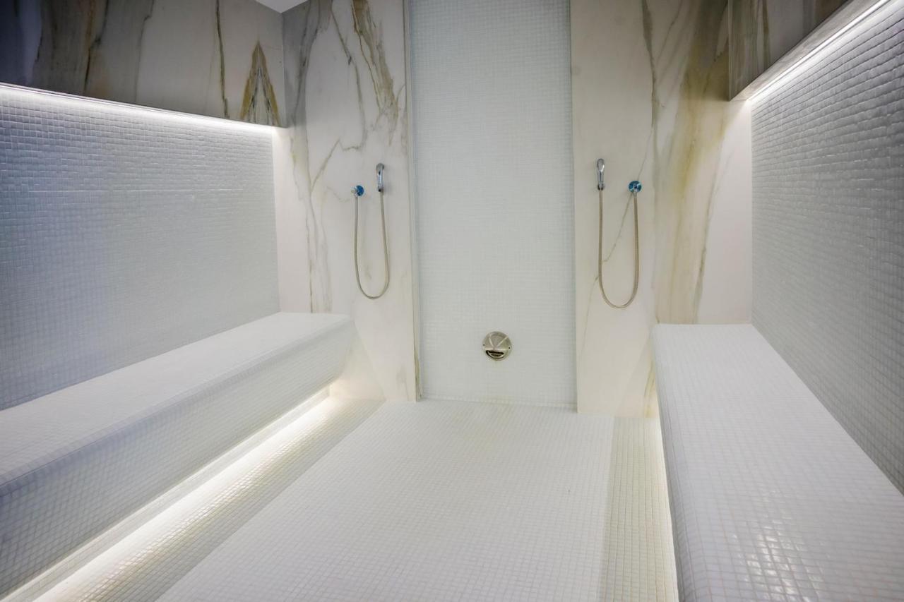 Excentric Apartament & Sea View By Alezzi ナボダリ エクステリア 写真